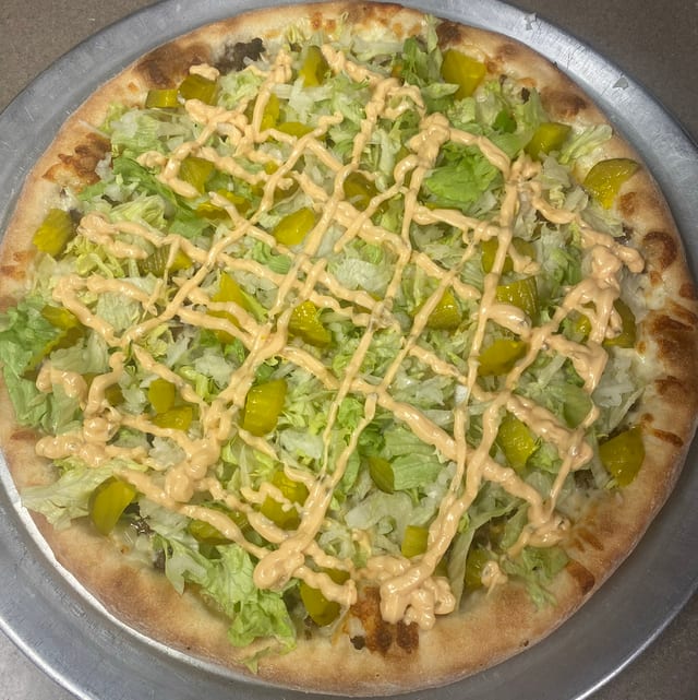 Mac Daddy Pizza.